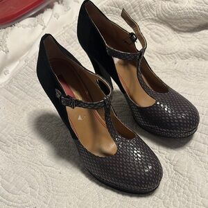 5/48 high heel Mary Jane shoes NWTs size 9